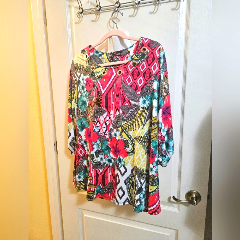 NEW Directions top colorful lots of detail. Long sleeves pink green yellow